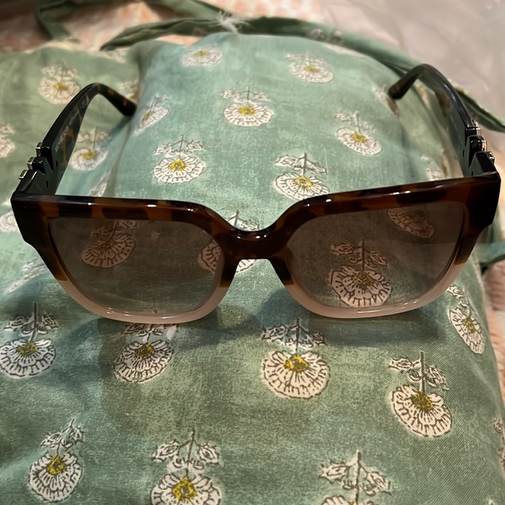 Micheal kors sunglasses